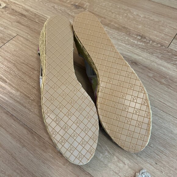 Donald J Pliner Coraa Floral Sandals Size - 11 M - Picture 9 of 9